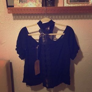 Solemio open shoulder blouse